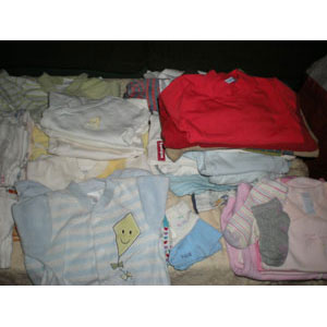 REGALO Si necesitas ropa de bebé es tuya REGALO Si necesitas ropa de bebé es tuya